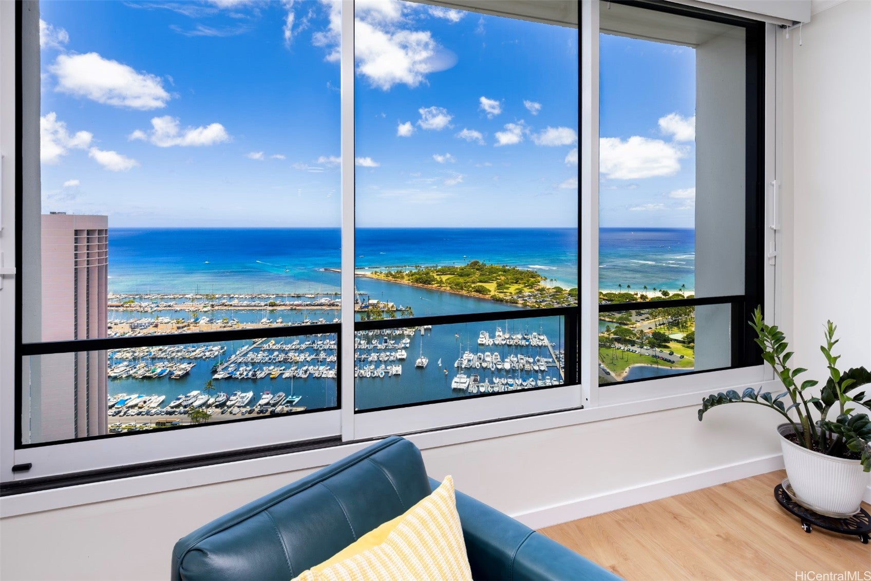 1650 Ala Moana Boulevard PH4105