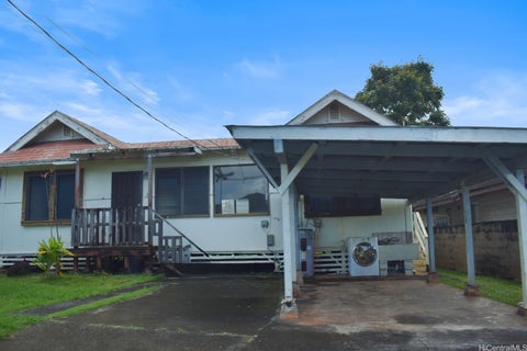 Photo of 228 Clark Street, Wahiawa, HI 96786 (MLS # 202610452)