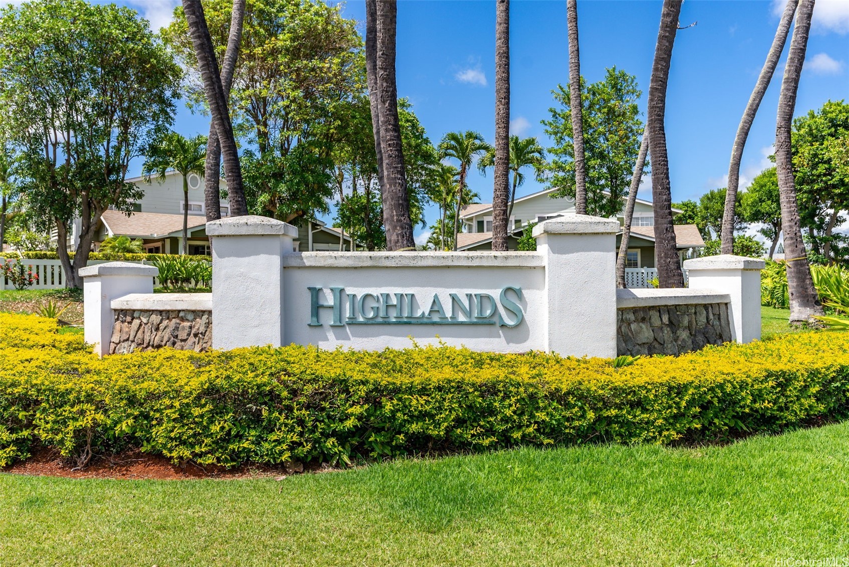 Highlands At Waikele Condominium