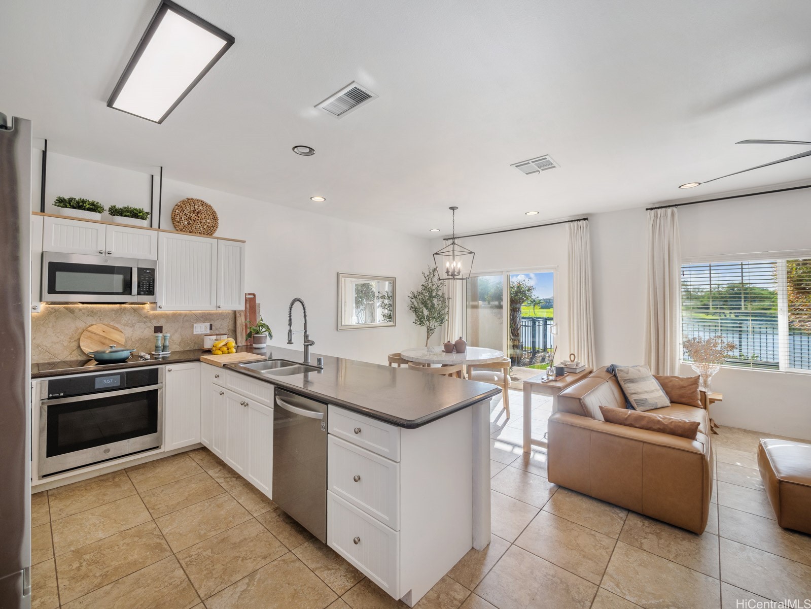 91-2079 Kaioli Street 1103