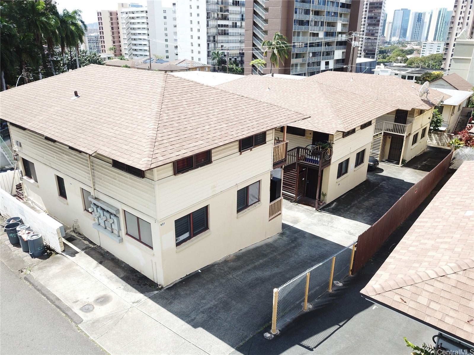 927 Spencer Street