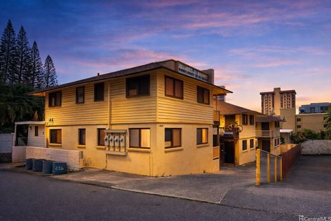 927 Spencer Street Honolulu HI 96822