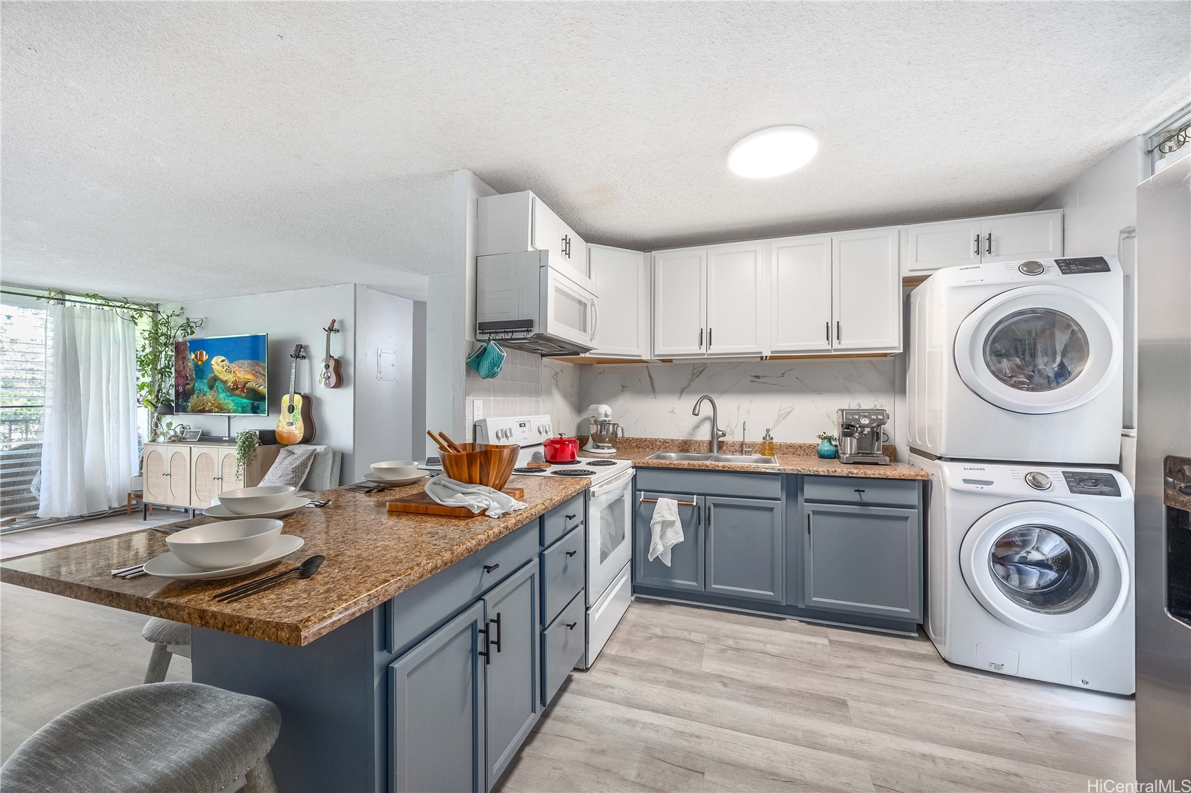 95-2055 Waikalani Place B207