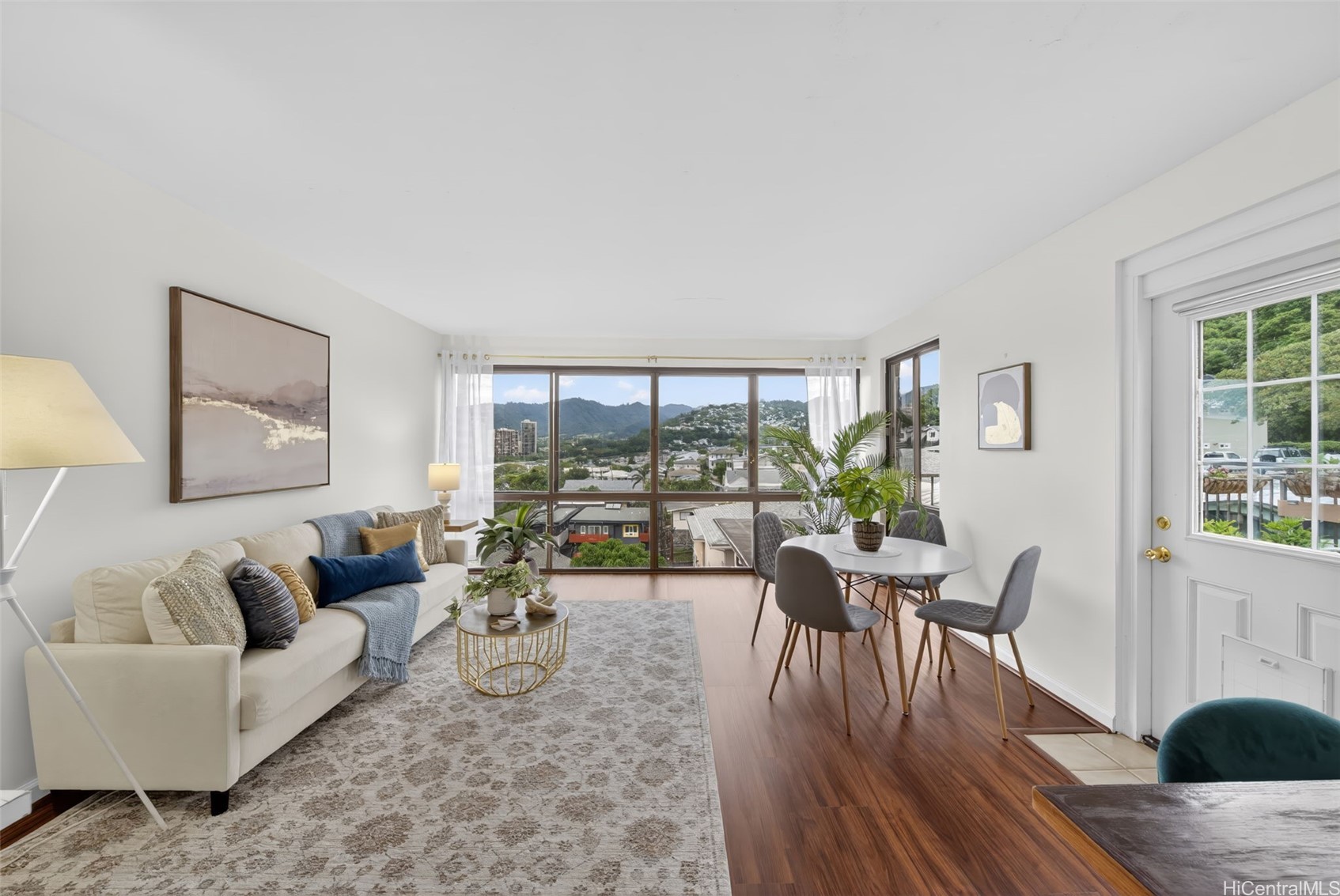 217 Prospect Street M9