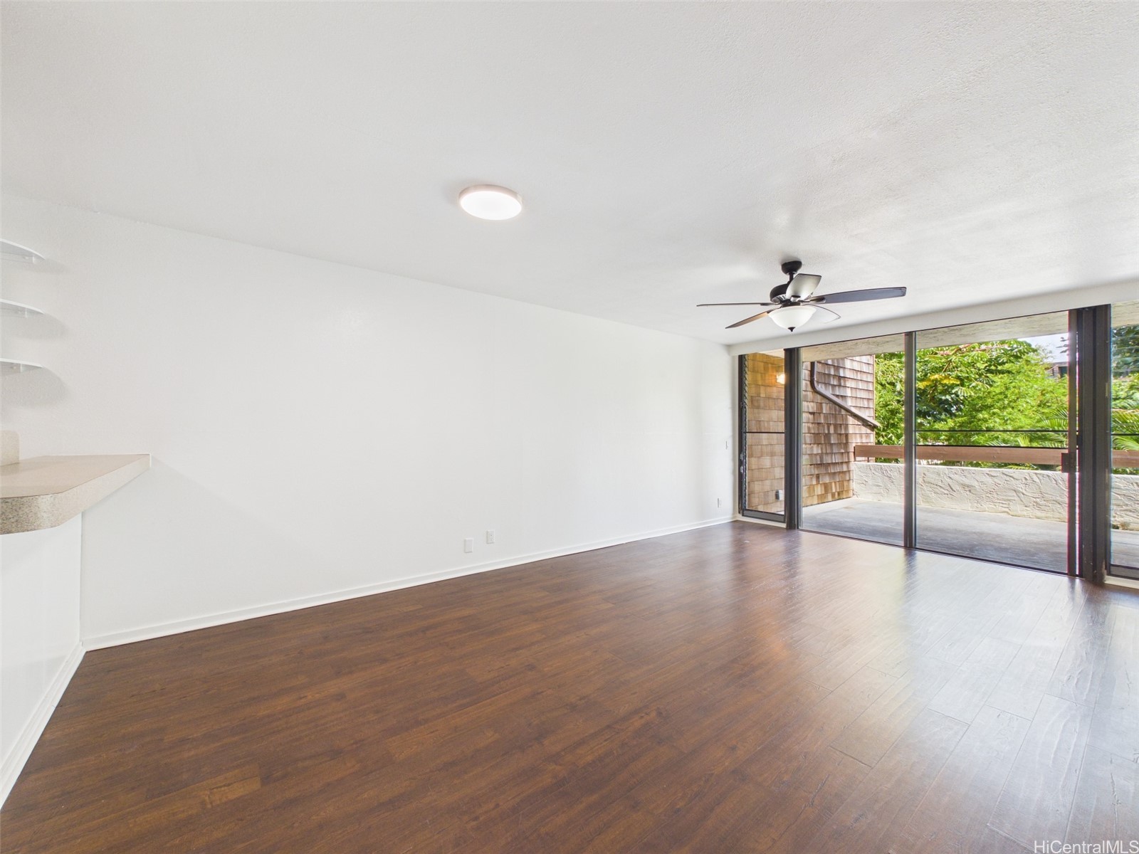 1015 Aoloa Place 252