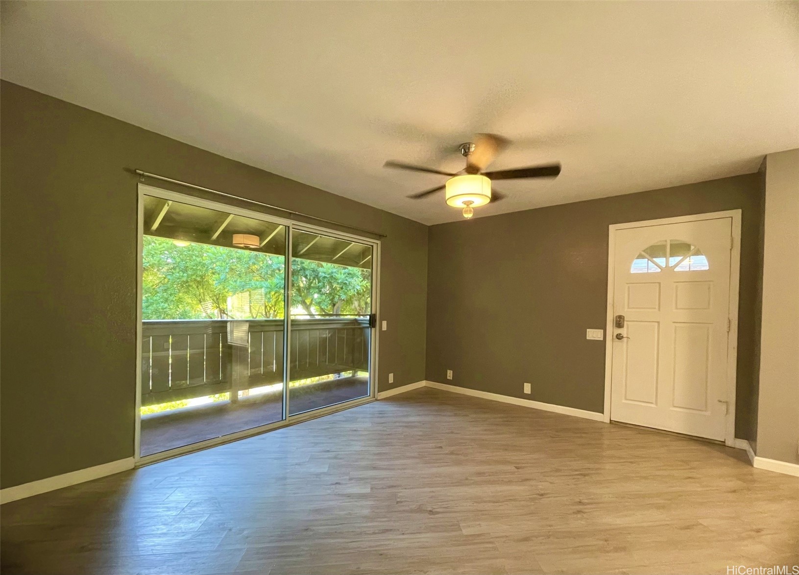 91-1029 Puamaeole Street 2R