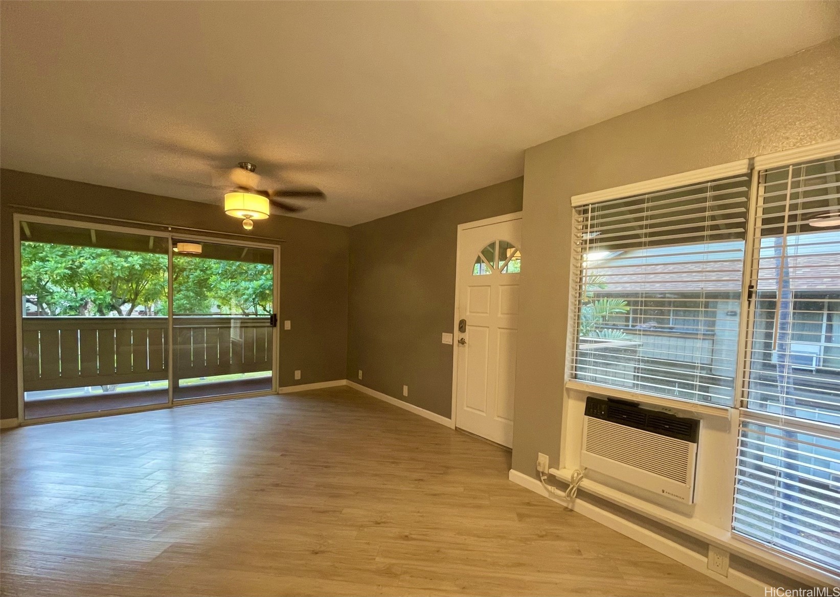 91-1029 Puamaeole Street 2R