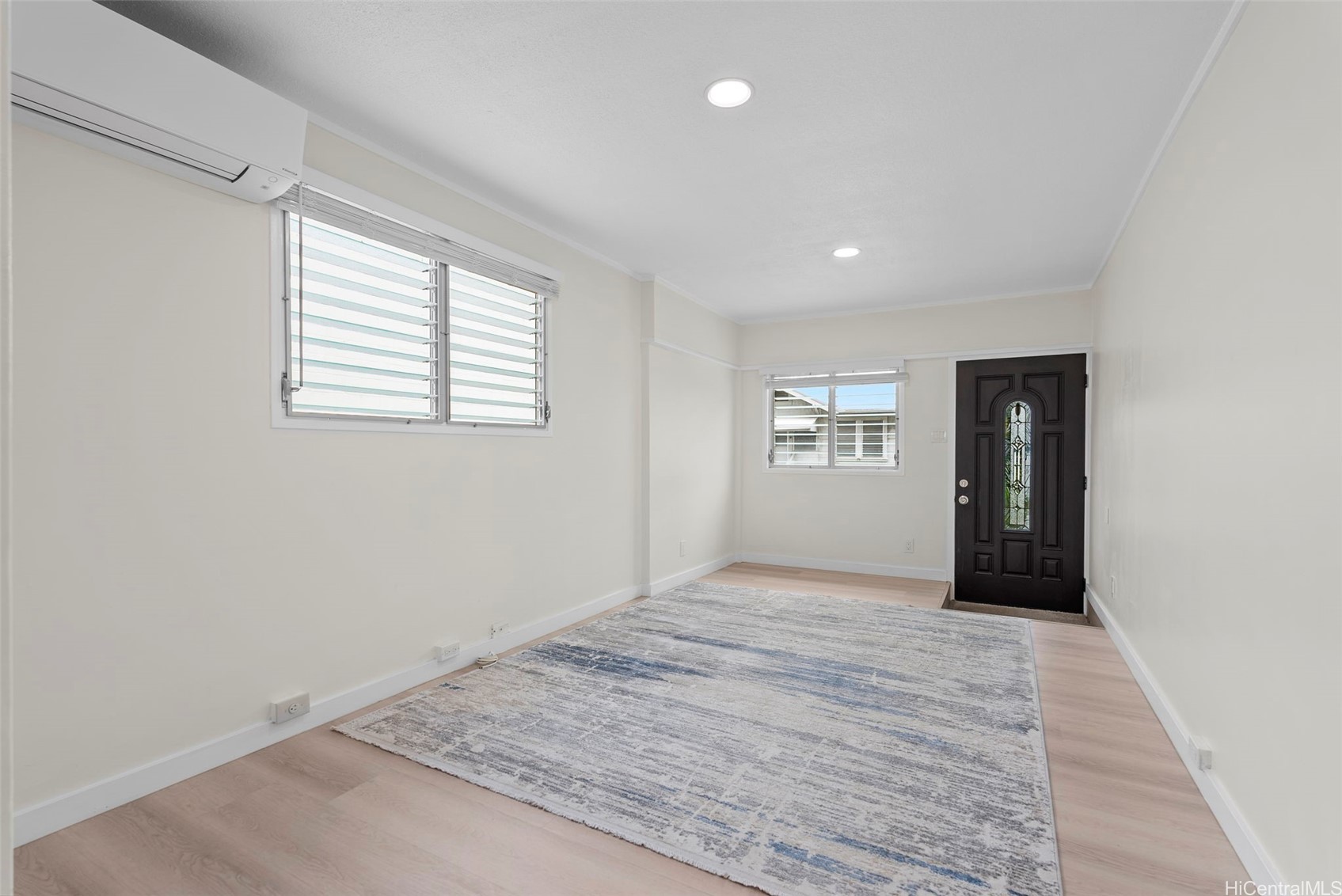 1113 Villa Lane