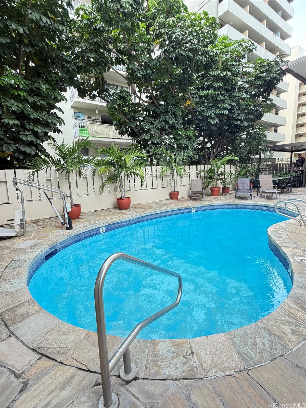 444 Kanekapolei Street 1012