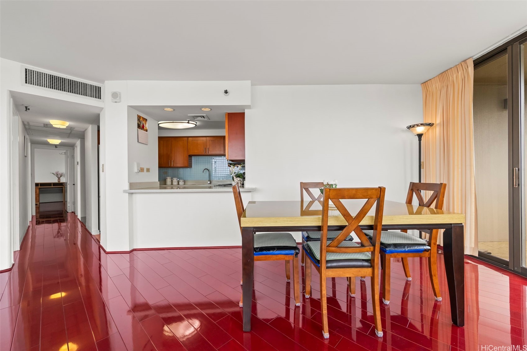 2499 Kapiolani Boulevard 2201