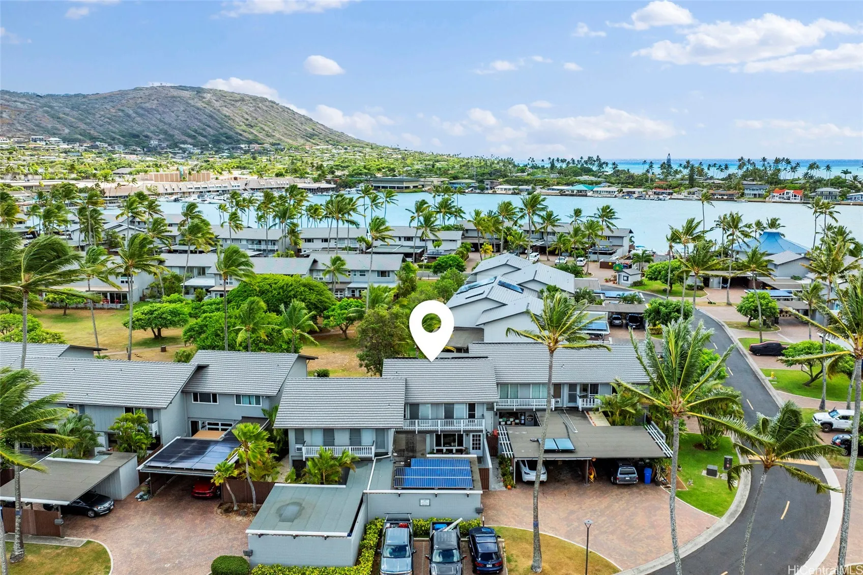 Honolulu, Hawaii 96825, United States, 3 Bedrooms Bedrooms, ,3 BathroomsBathrooms,Residential,Active,232459