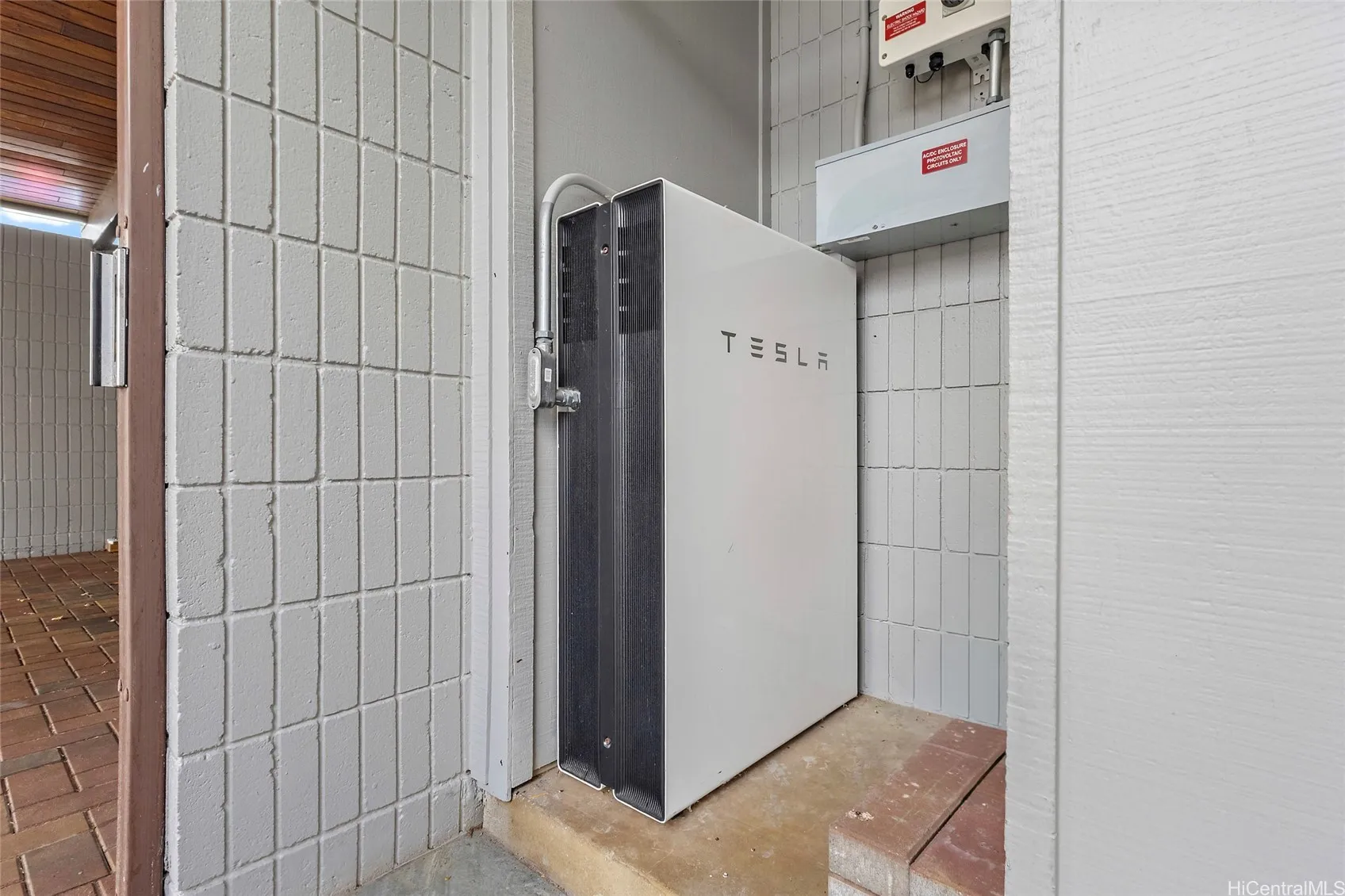 Honolulu, Hawaii 96825, United States, 3 Bedrooms Bedrooms, ,3 BathroomsBathrooms,Residential,Active,232459