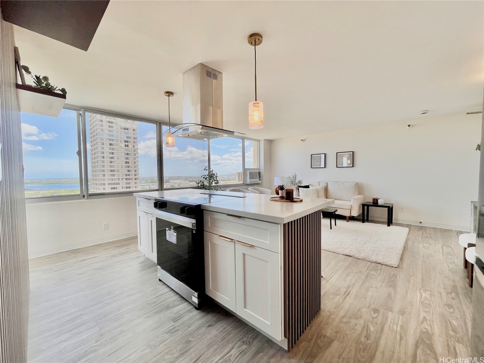1060 Kamehameha Highway 2303B
