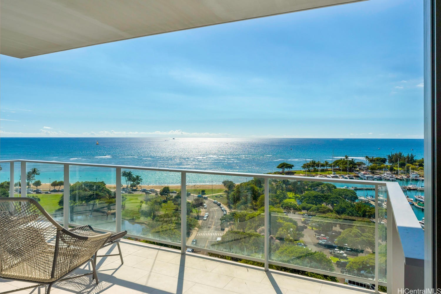 1118 Ala Moana Boulevard 1000