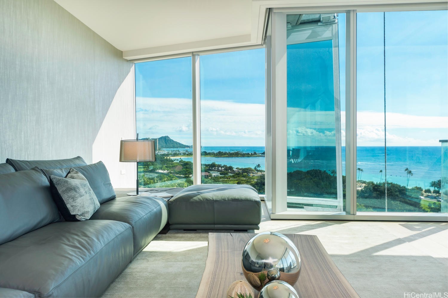1118 Ala Moana Boulevard 1000