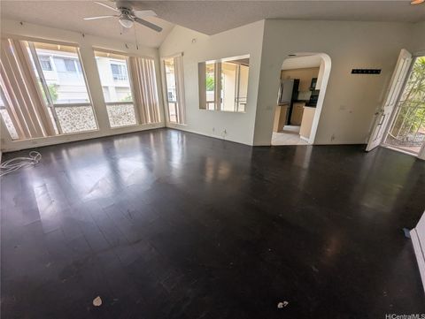 91-957 Laaulu Street 40E Ewa Beach HI 96706