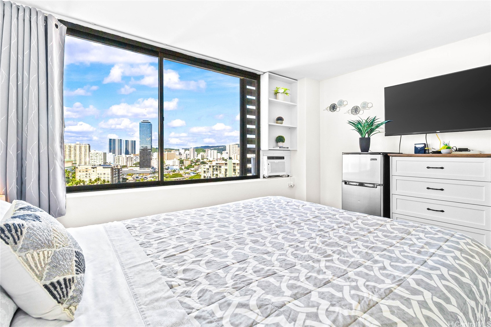 444 Niu Street 1715