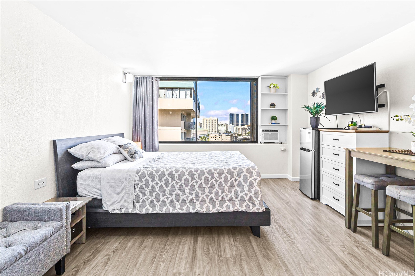 444 Niu Street 1715