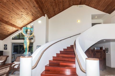 3702 Old Pali Road Honolulu HI 96817