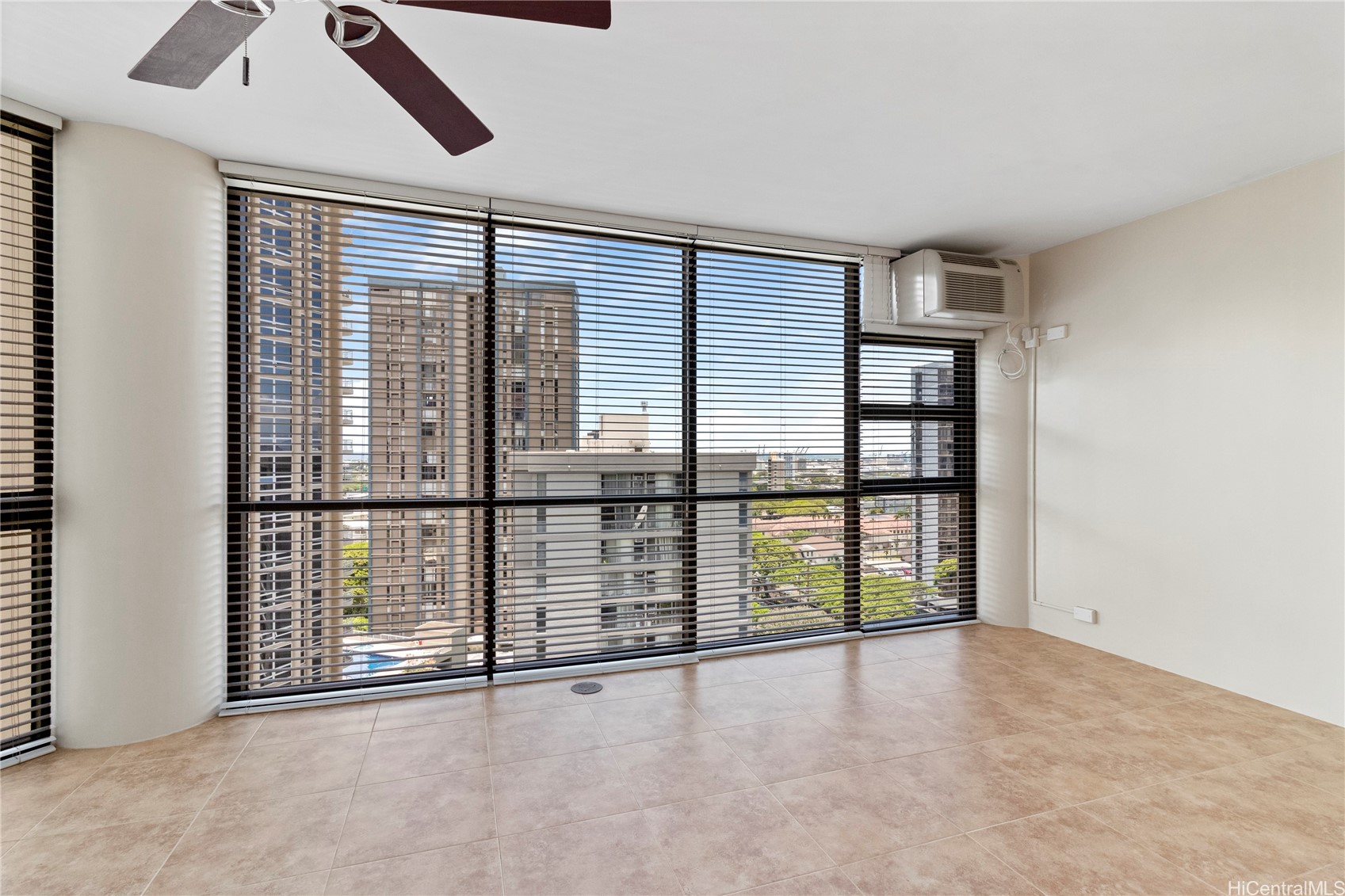 2101 Nuuanu Avenue I1002