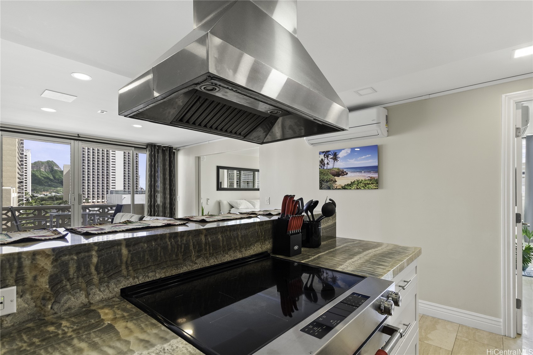 2442 Kuhio Avenue 1102