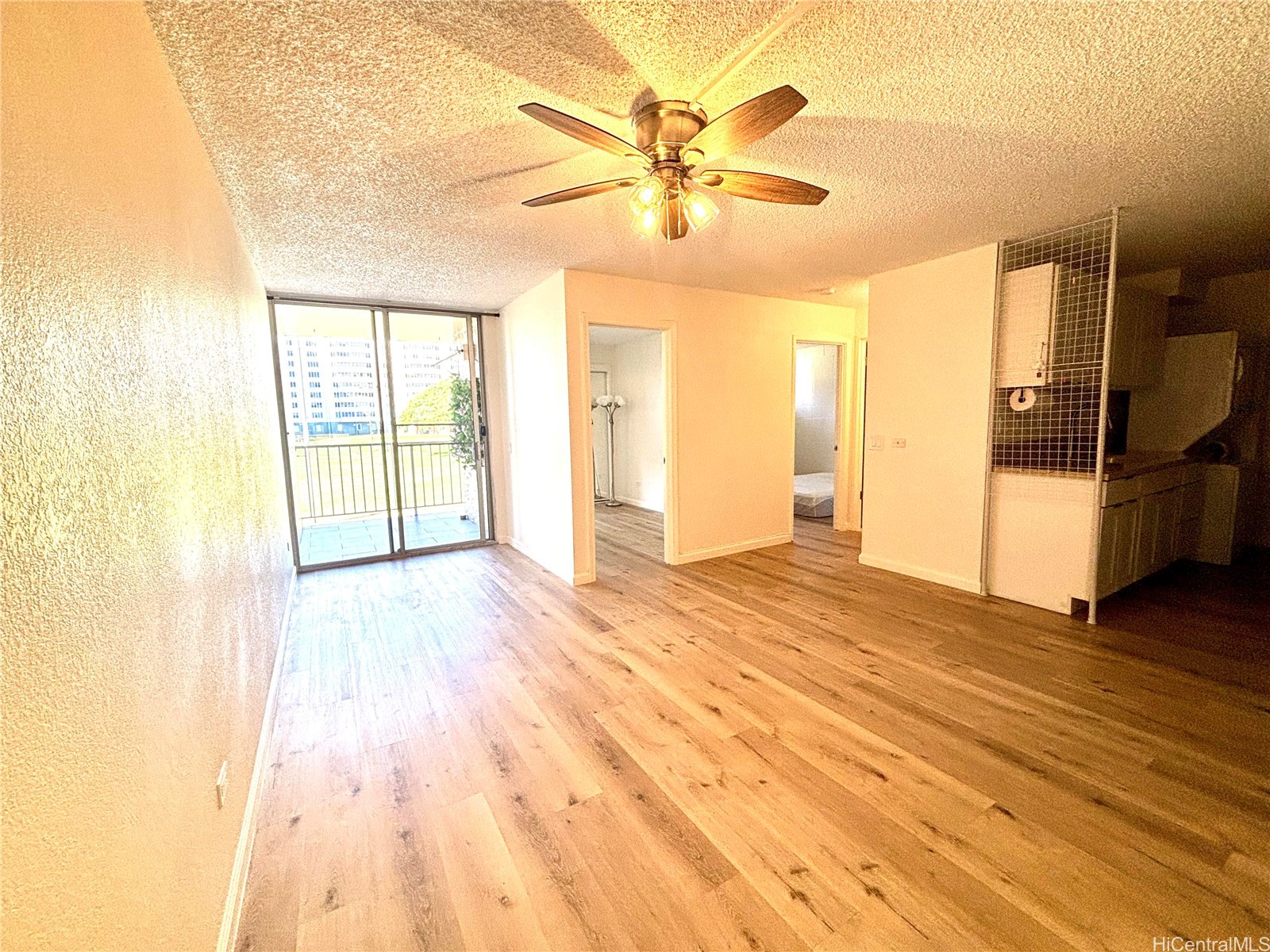 1260 Richard Lane 406