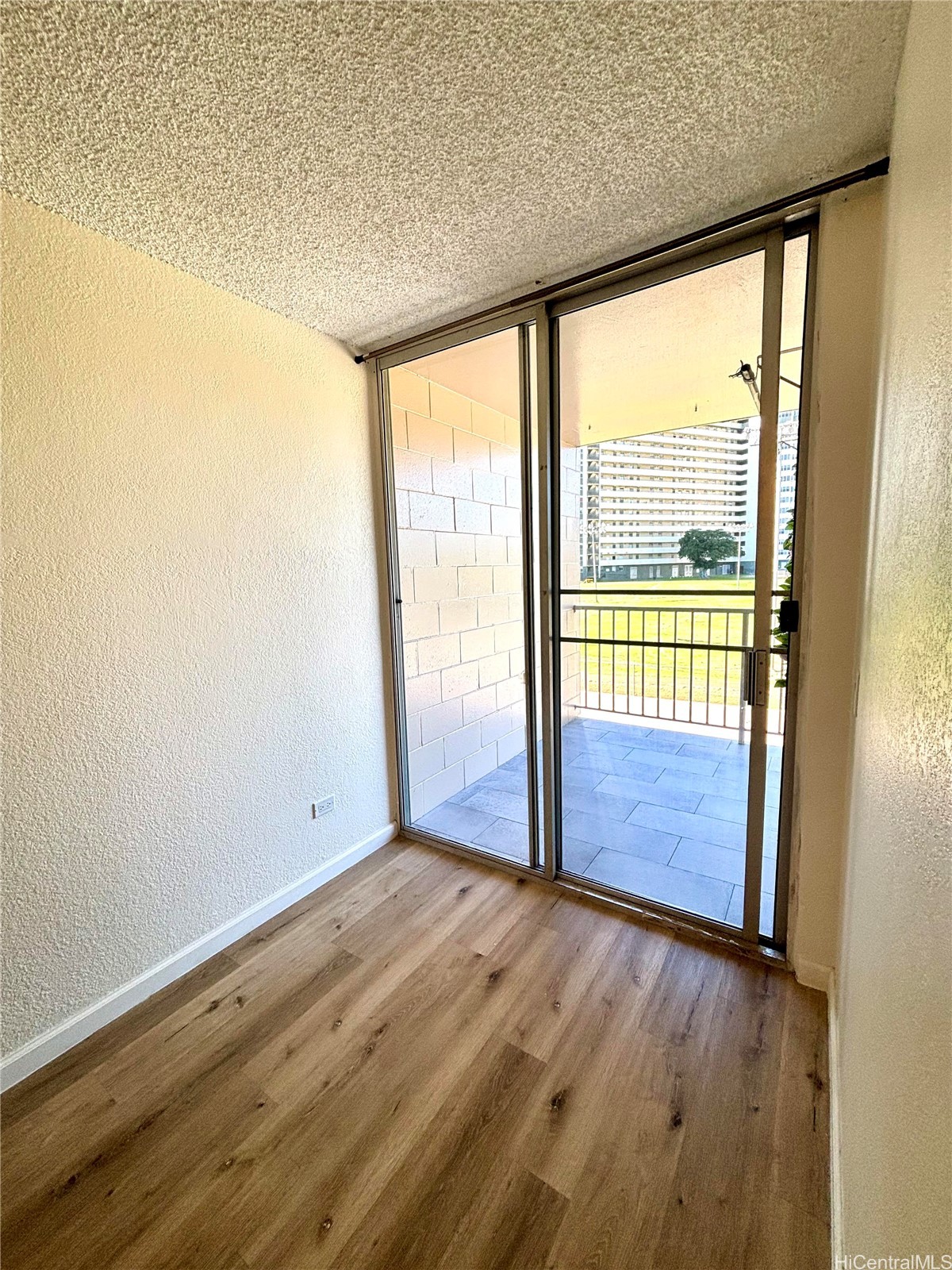 1260 Richard Lane 406