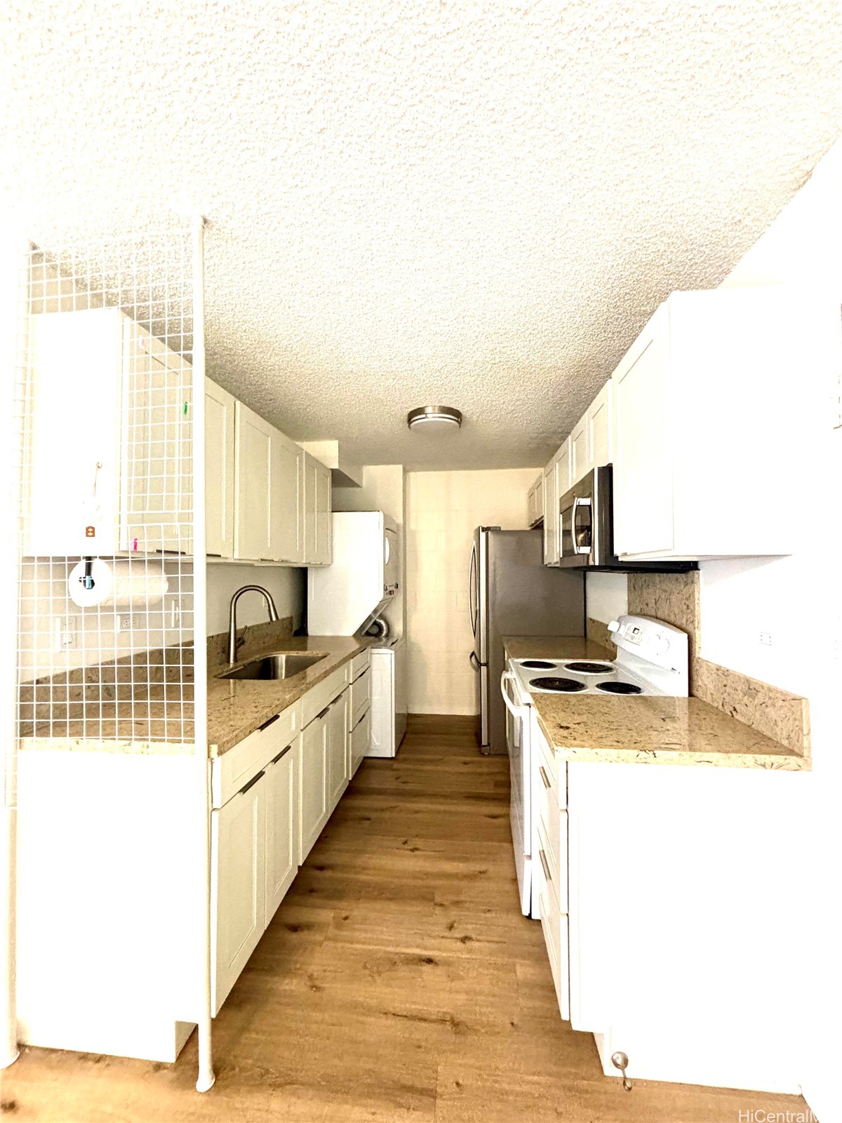 1260 Richard Ln Condominium