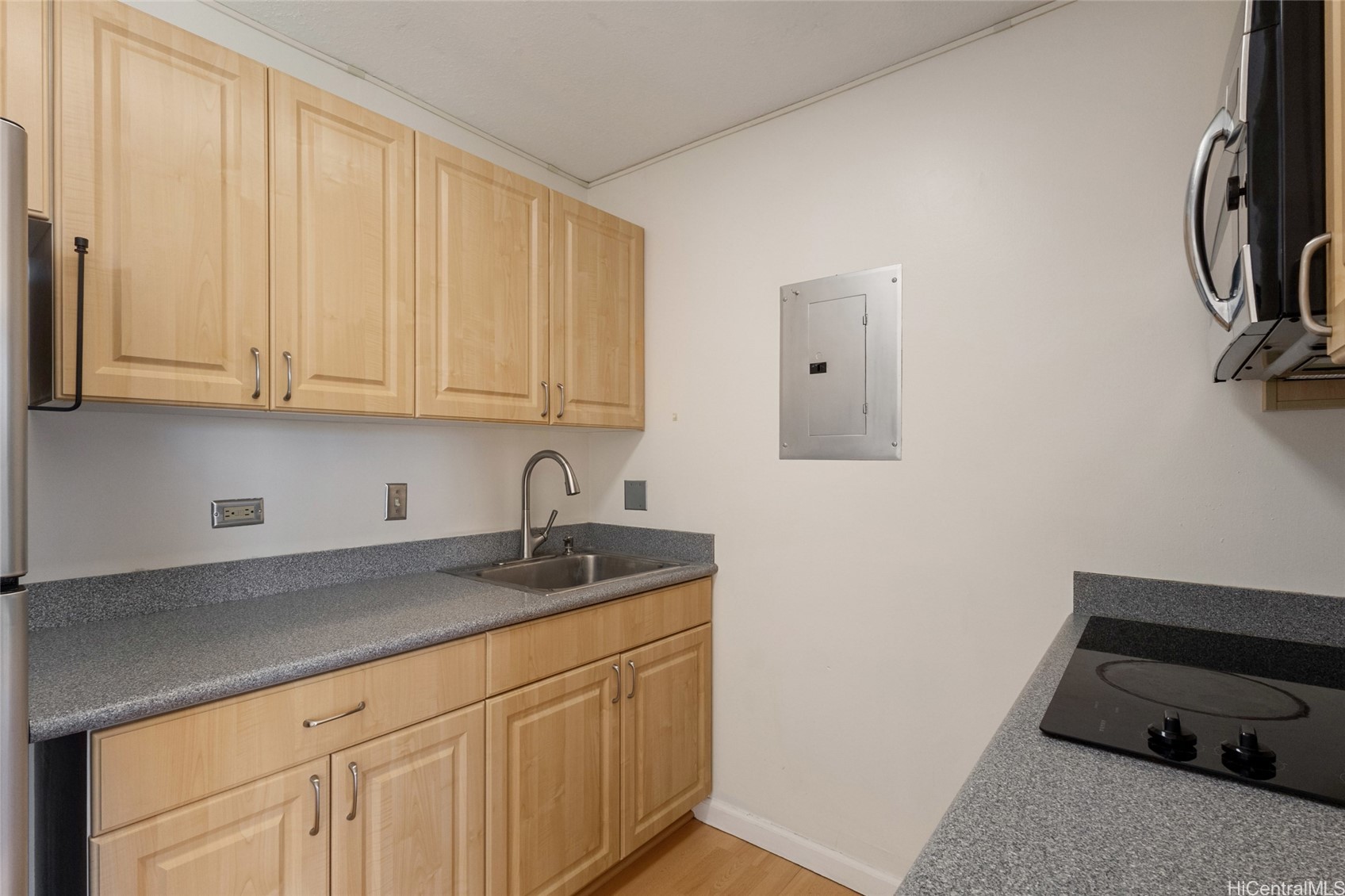 775 Kinalau Place 1003