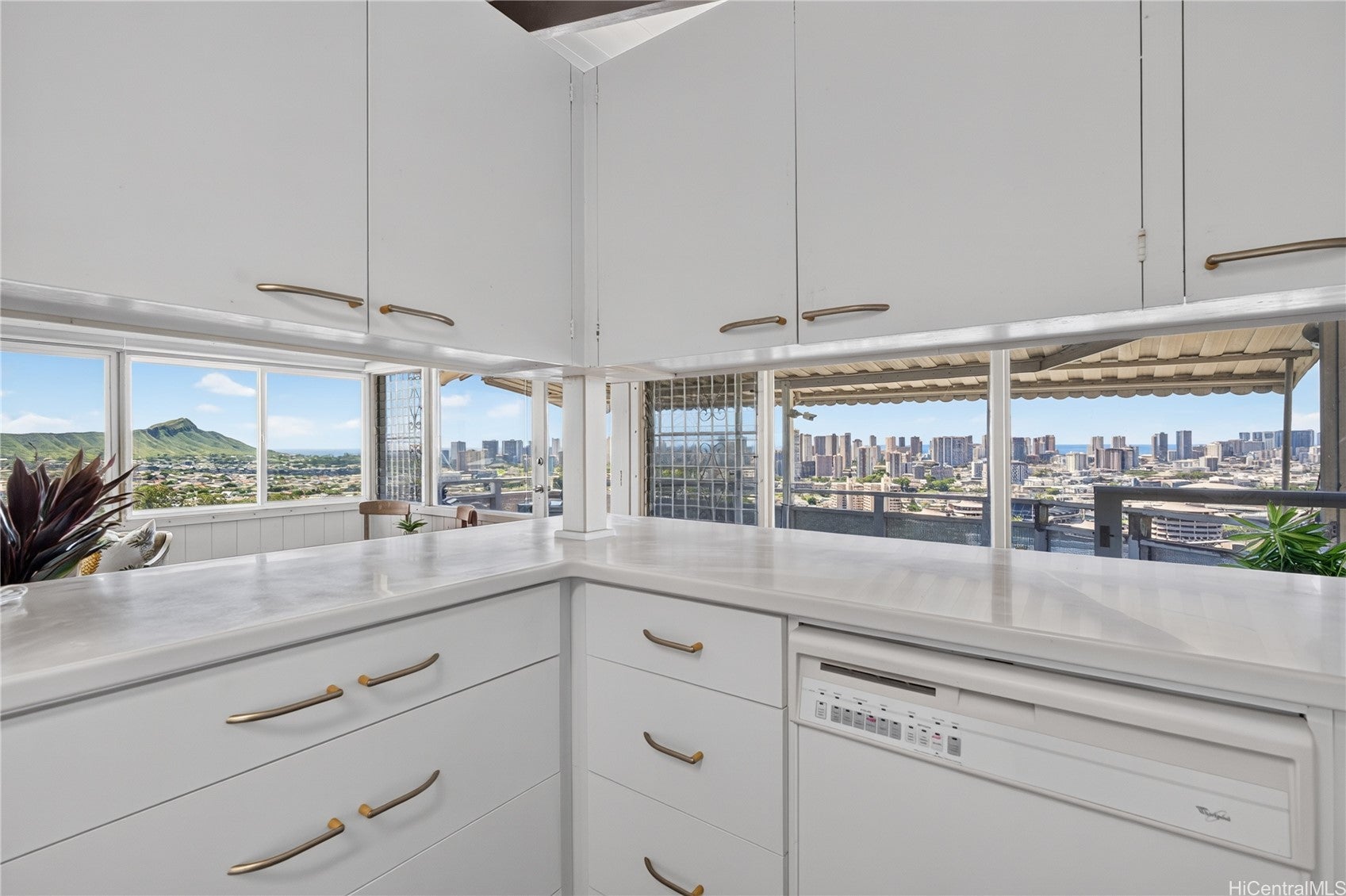 2908 Robert Place