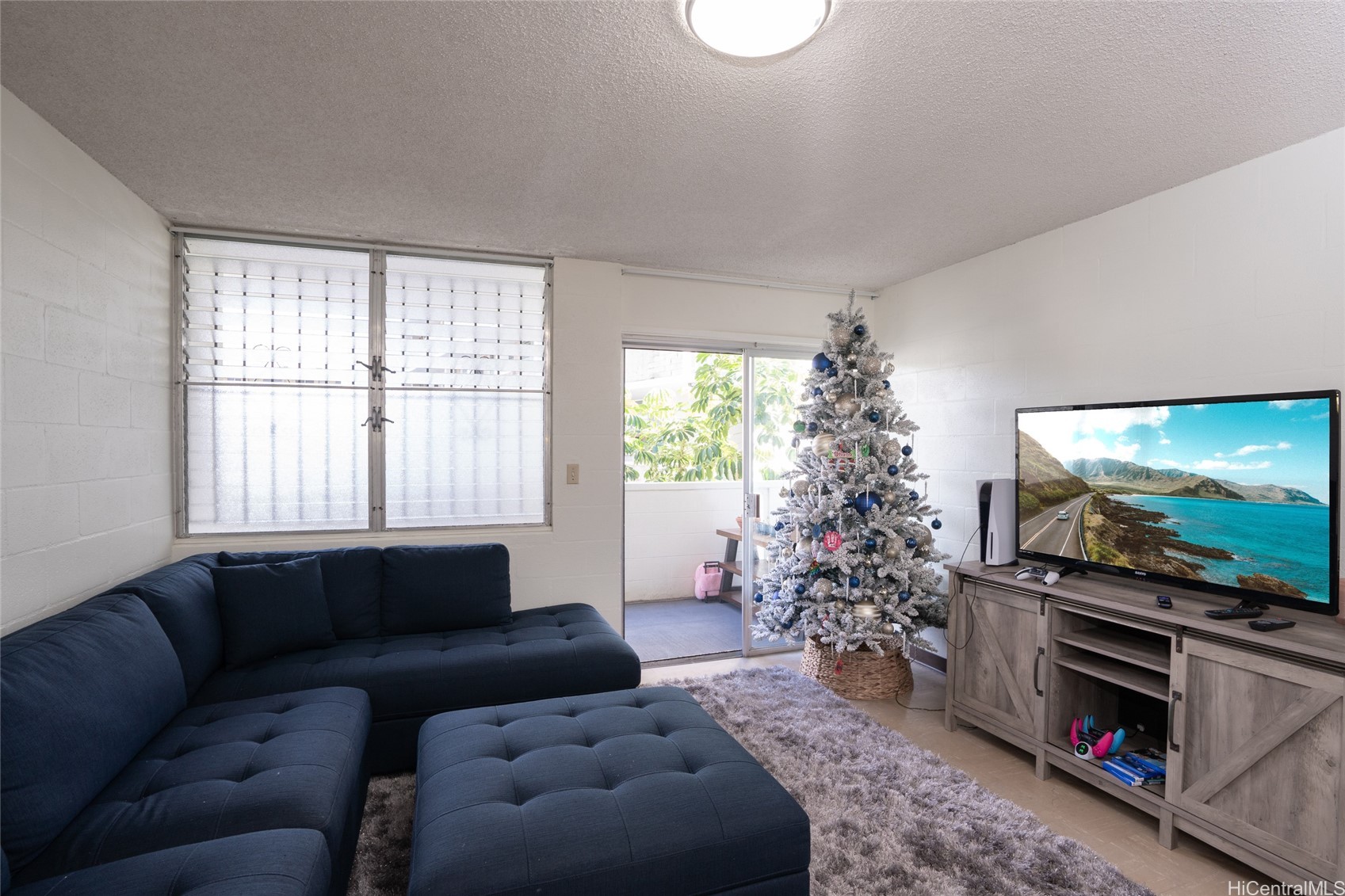 2636 Maunawai Place
