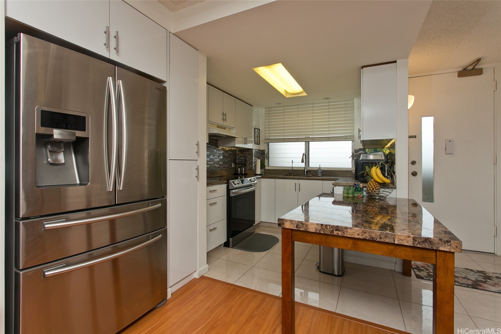 1212 Punahou Street 1003