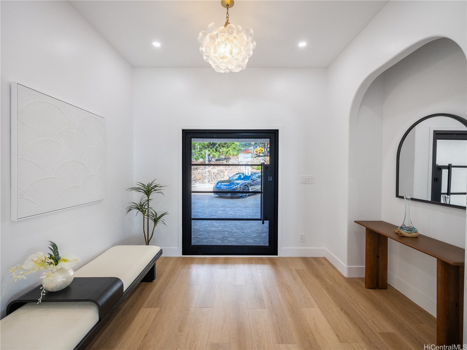 84-1060 Maunaolu Street