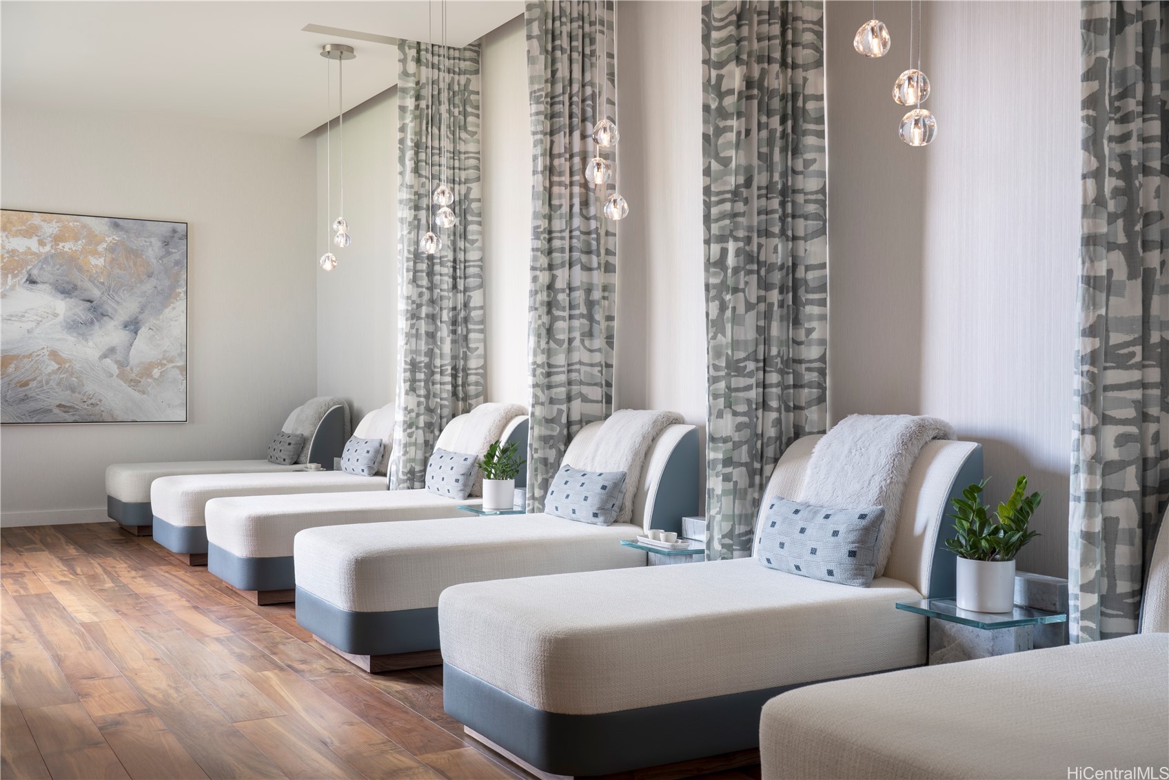 383 Kalaimoku Street 3405