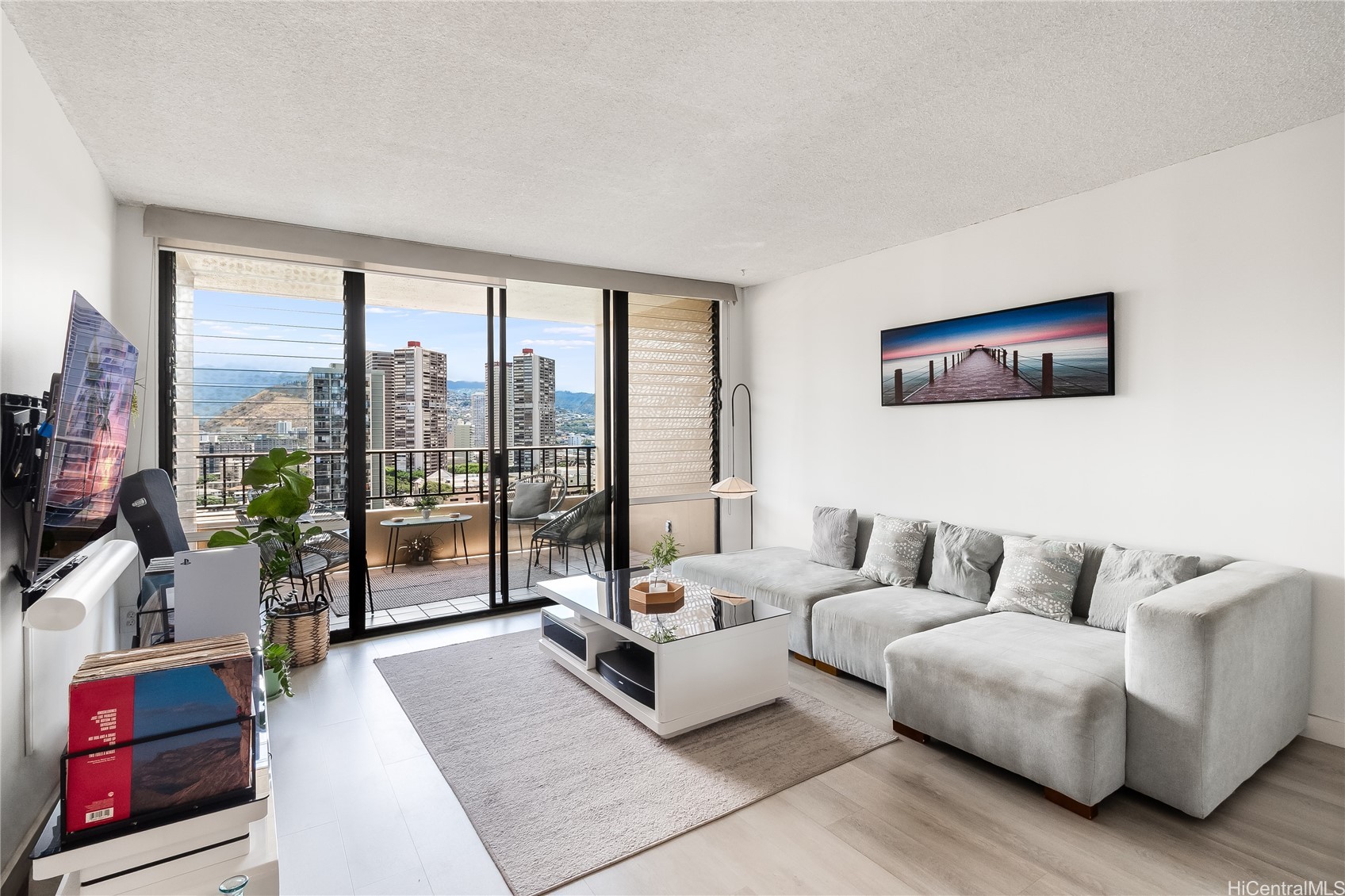 2121 Ala Wai Boulevard 1702