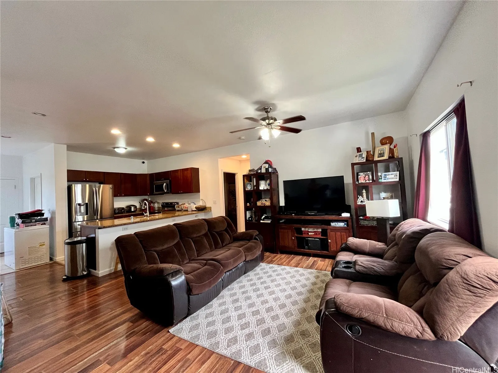 Waianae, Hawaii 96792, United States, 4 Bedrooms Bedrooms, ,3 BathroomsBathrooms,Residential,Active,124517