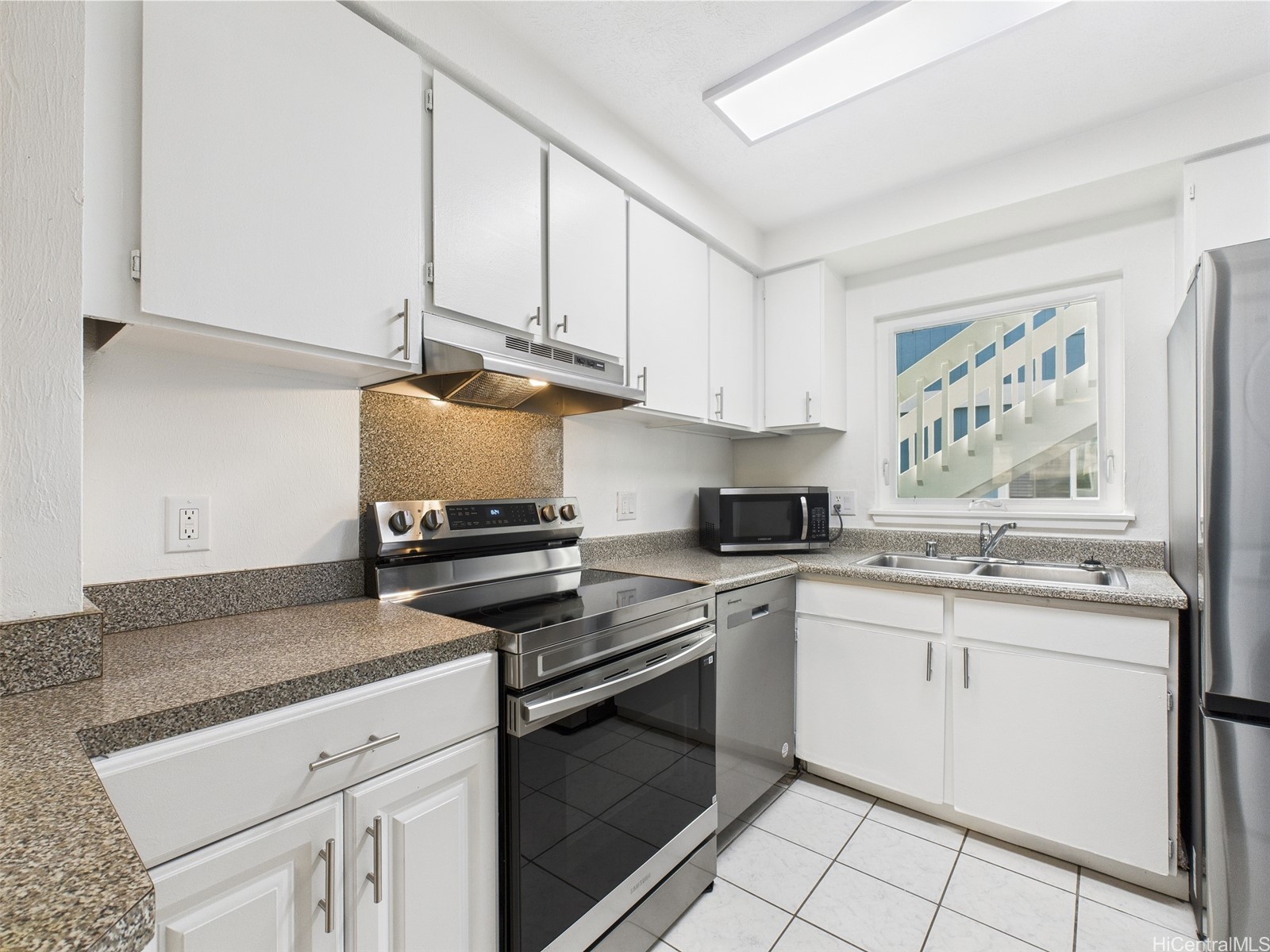355 Aoloa Street K102