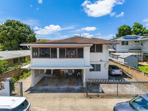 Photo of 94-346 Mokuola Street, Waipahu, HI 96797 (MLS # 202607133)