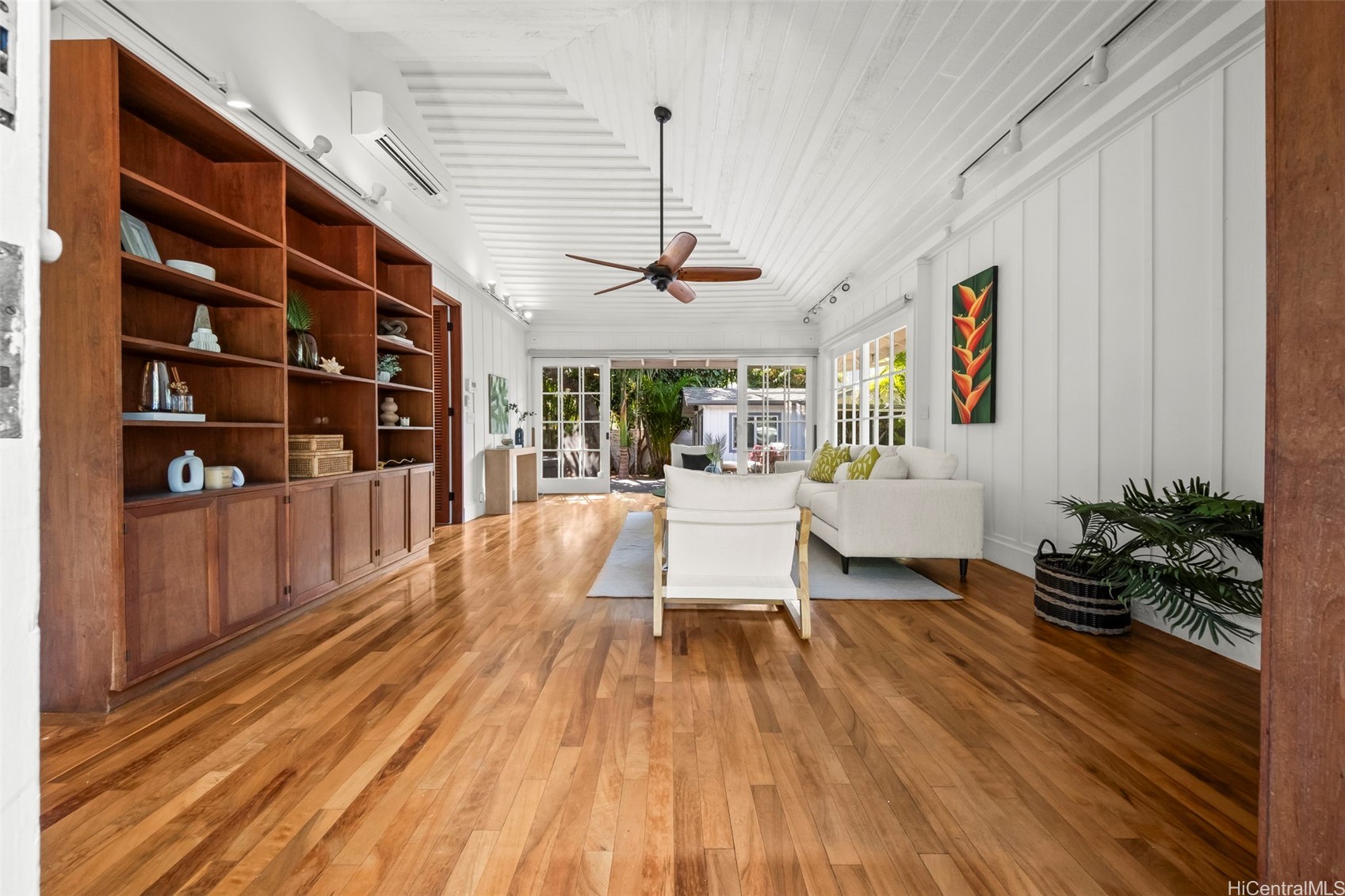 3025 Diamond Head Road