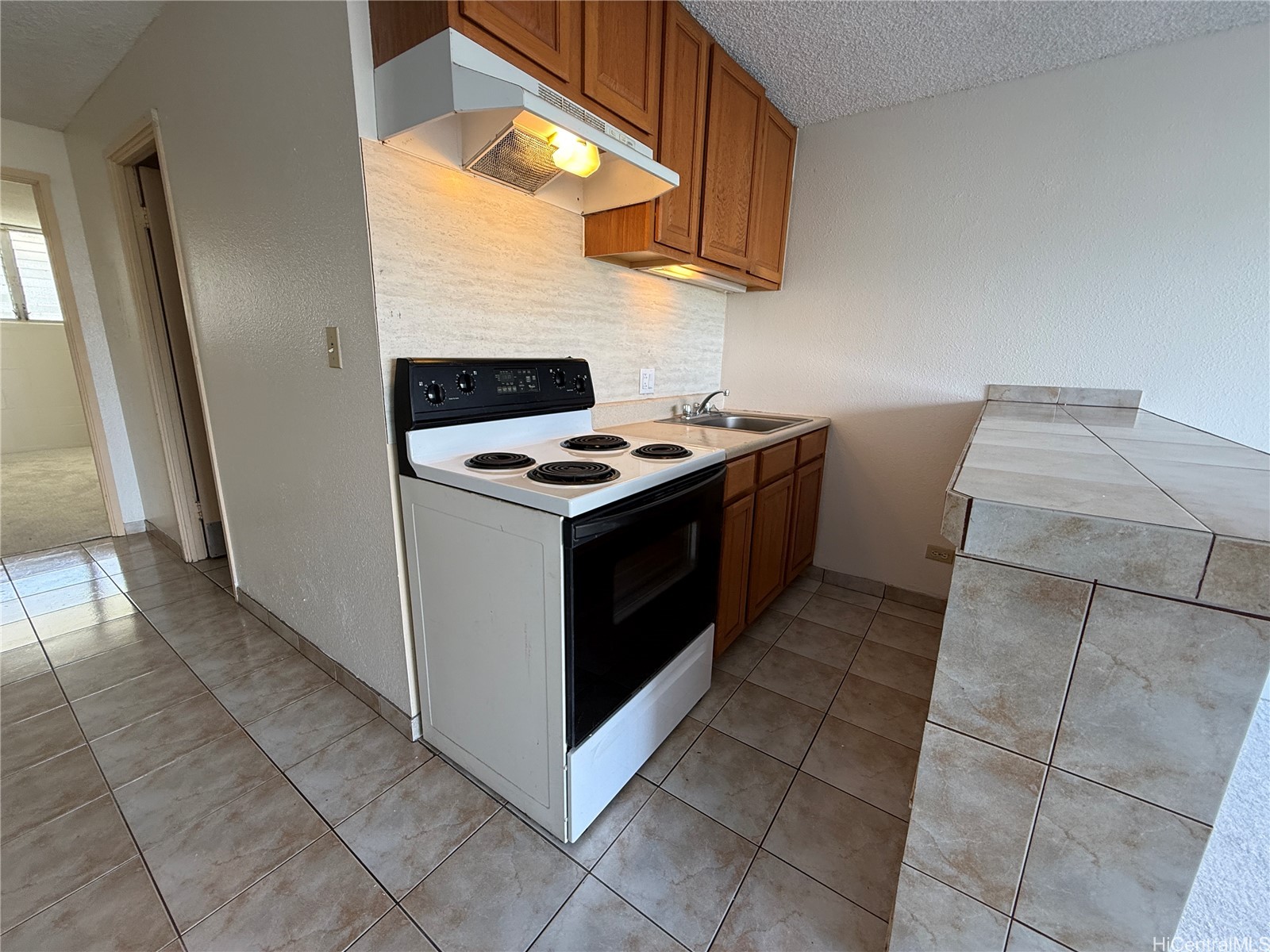 2211 ALA WAI Boulevard 806