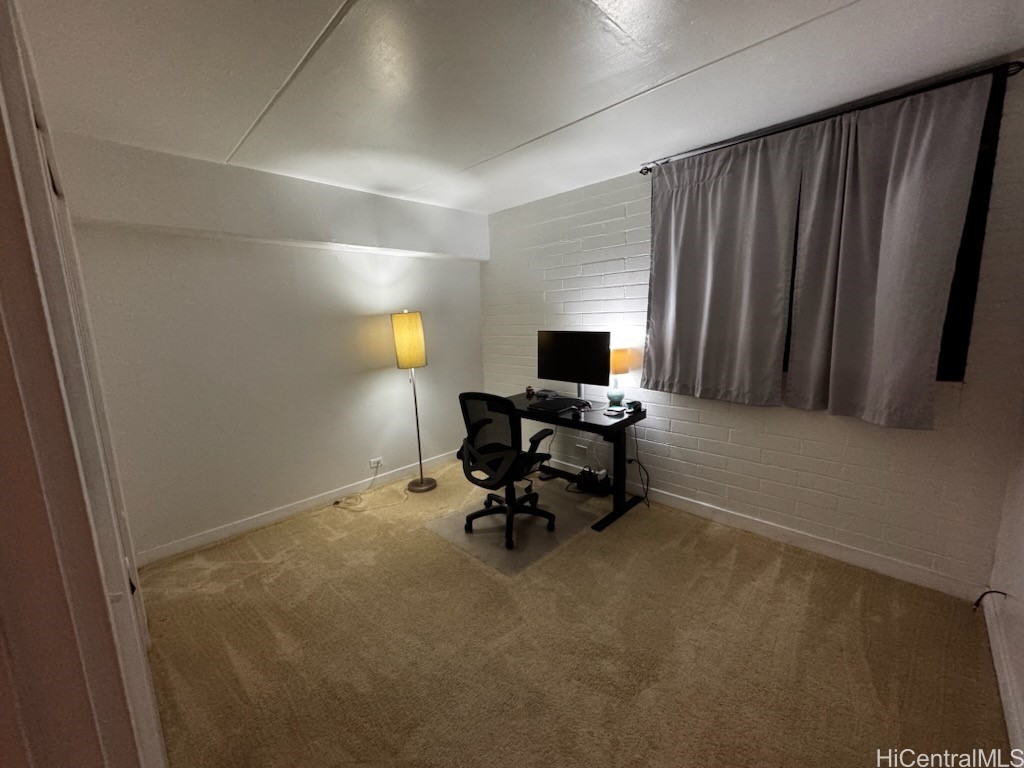 Na Pali Gardens Residential Lease