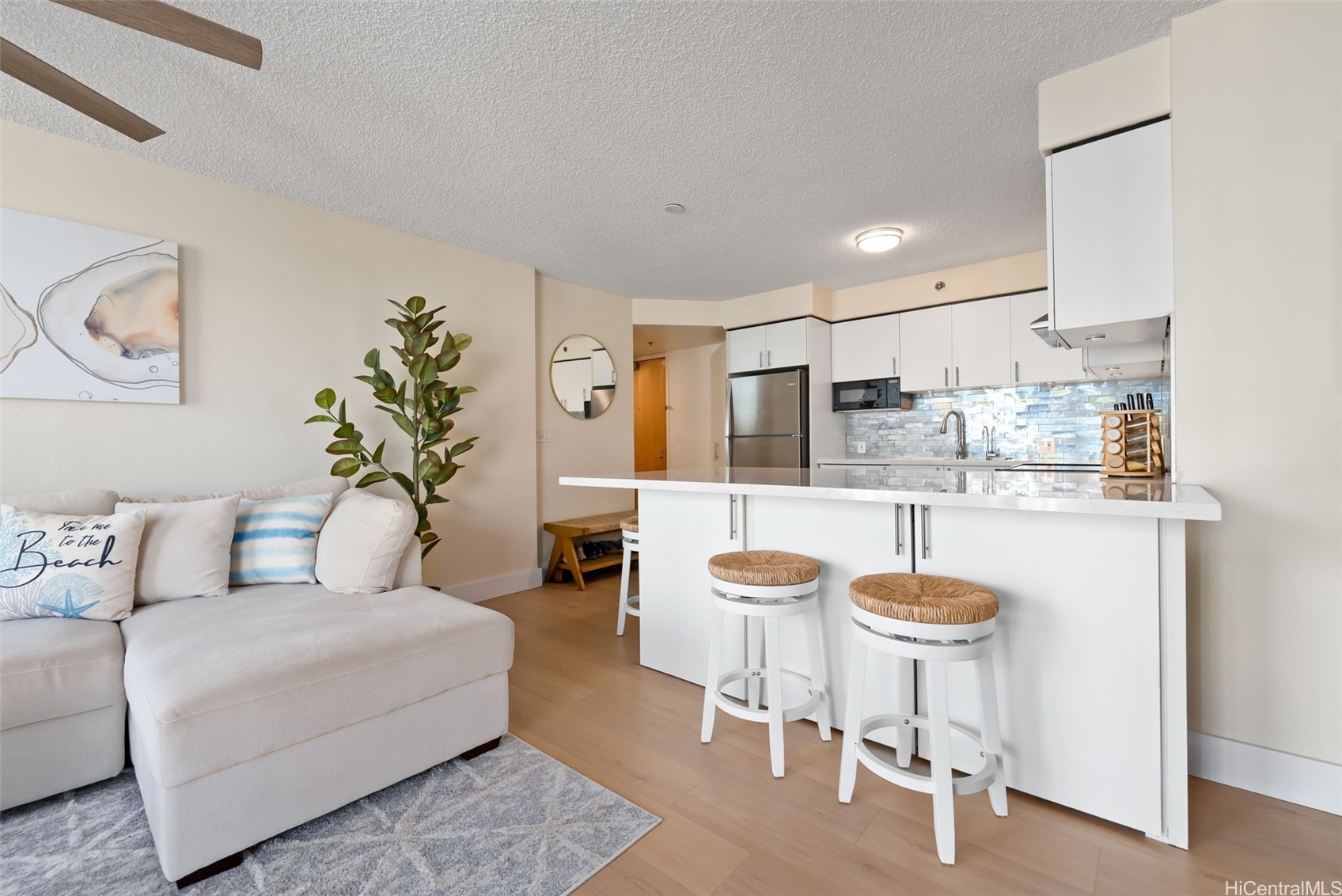 801 S King Street 1107