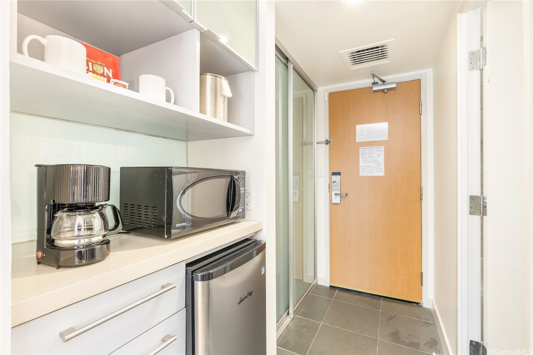 410 Atkinson Drive 1350