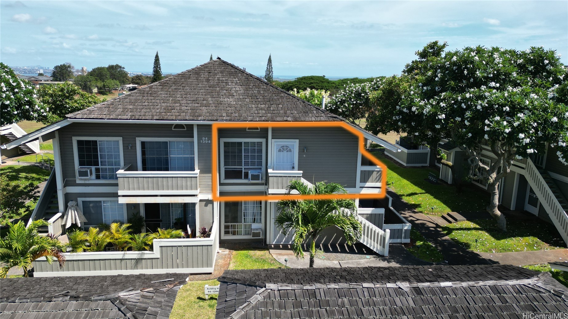 Royal Palm At Waipio V Condominium
