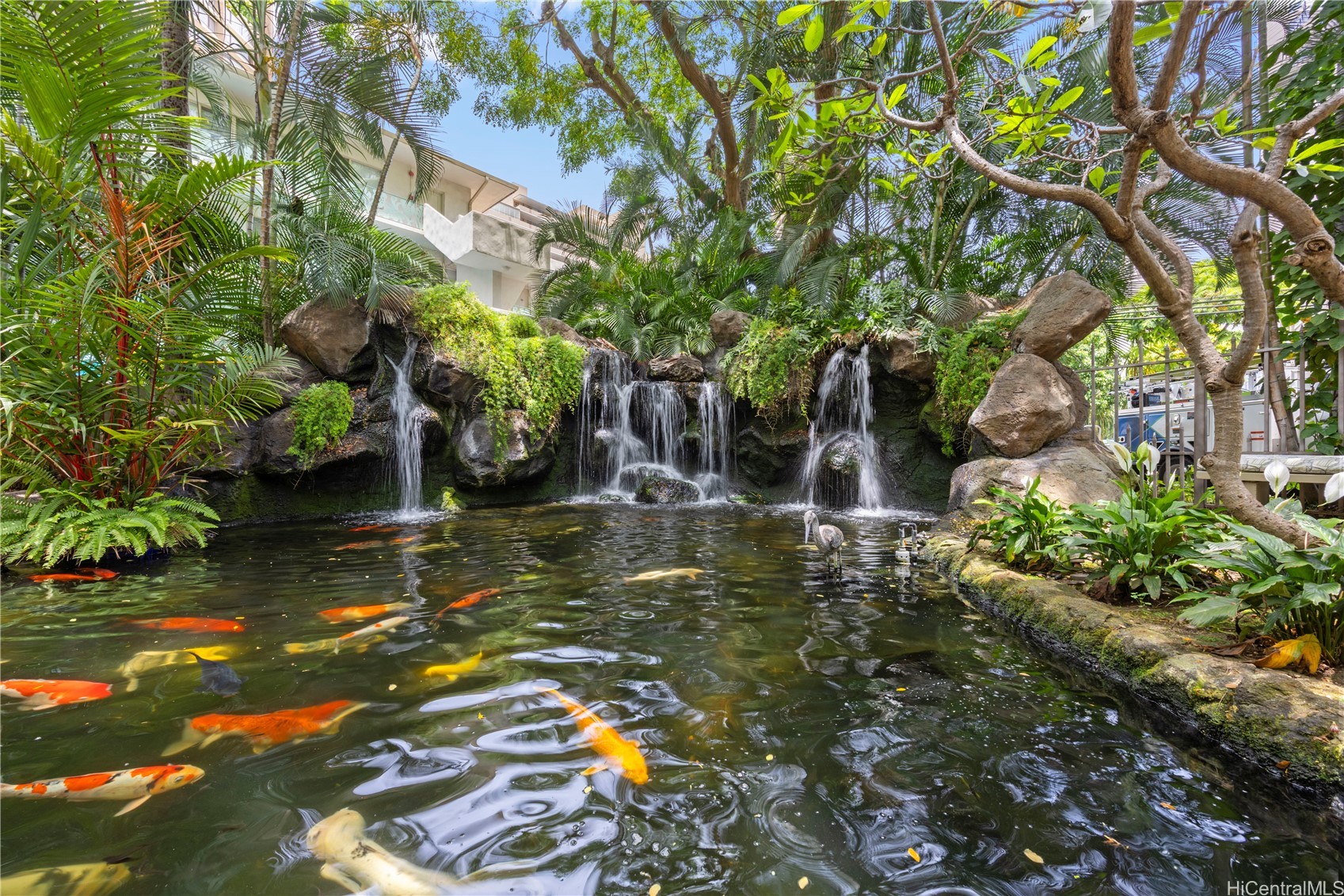 343 Hobron Lane 2202