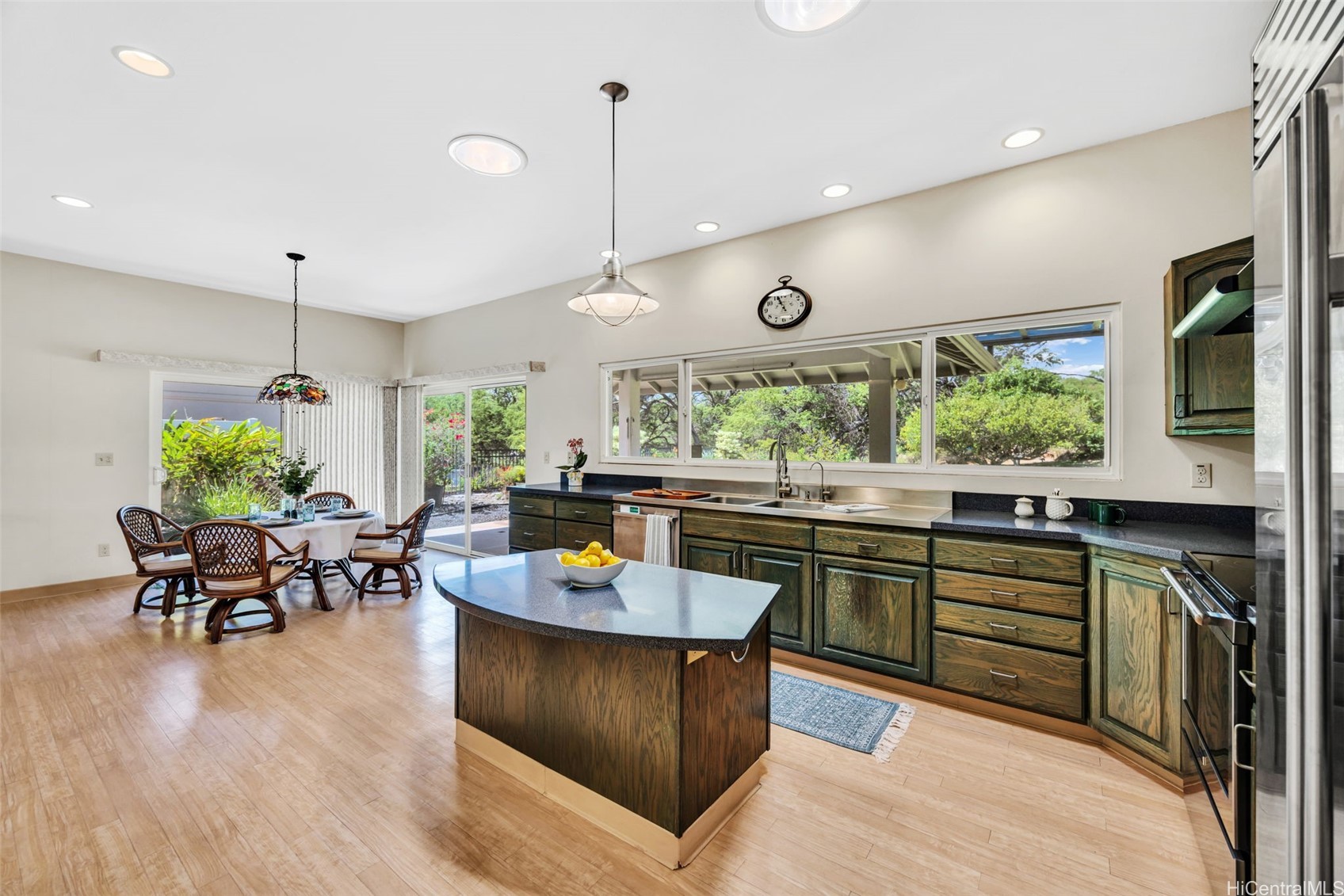 61 Huluhulu Place