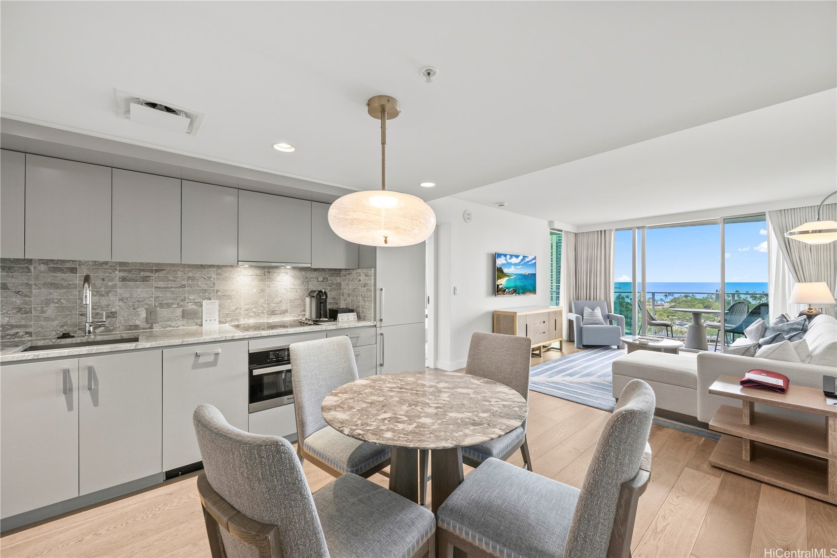 383 Kalaimoku Street 1415