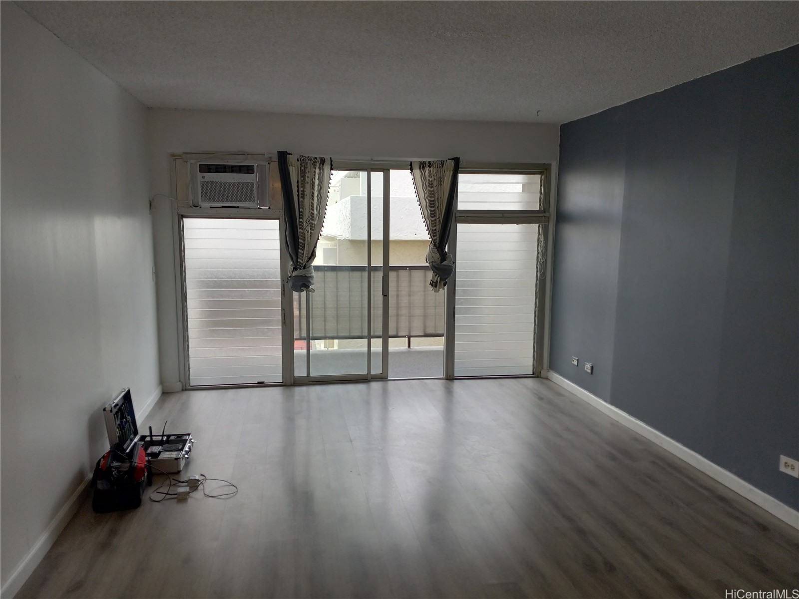 2465 Kuhio Avenue 1206