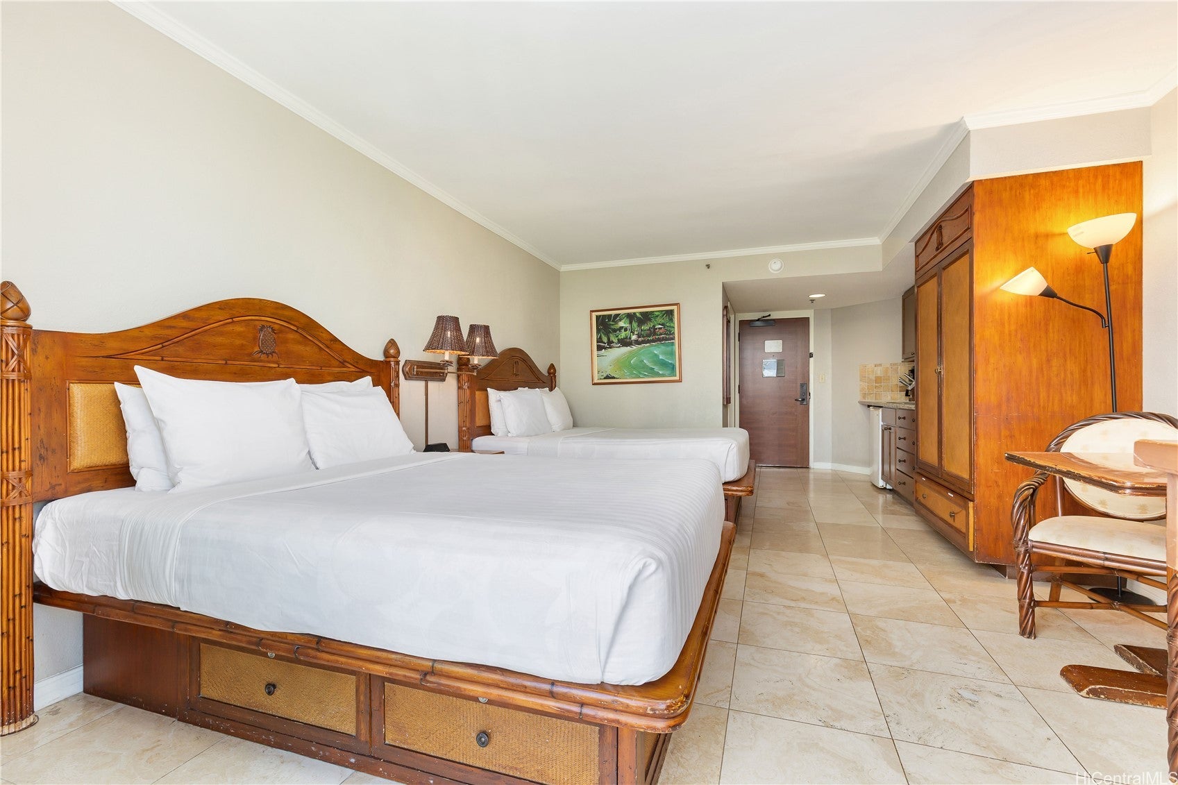 2045 Kalakaua Avenue 604