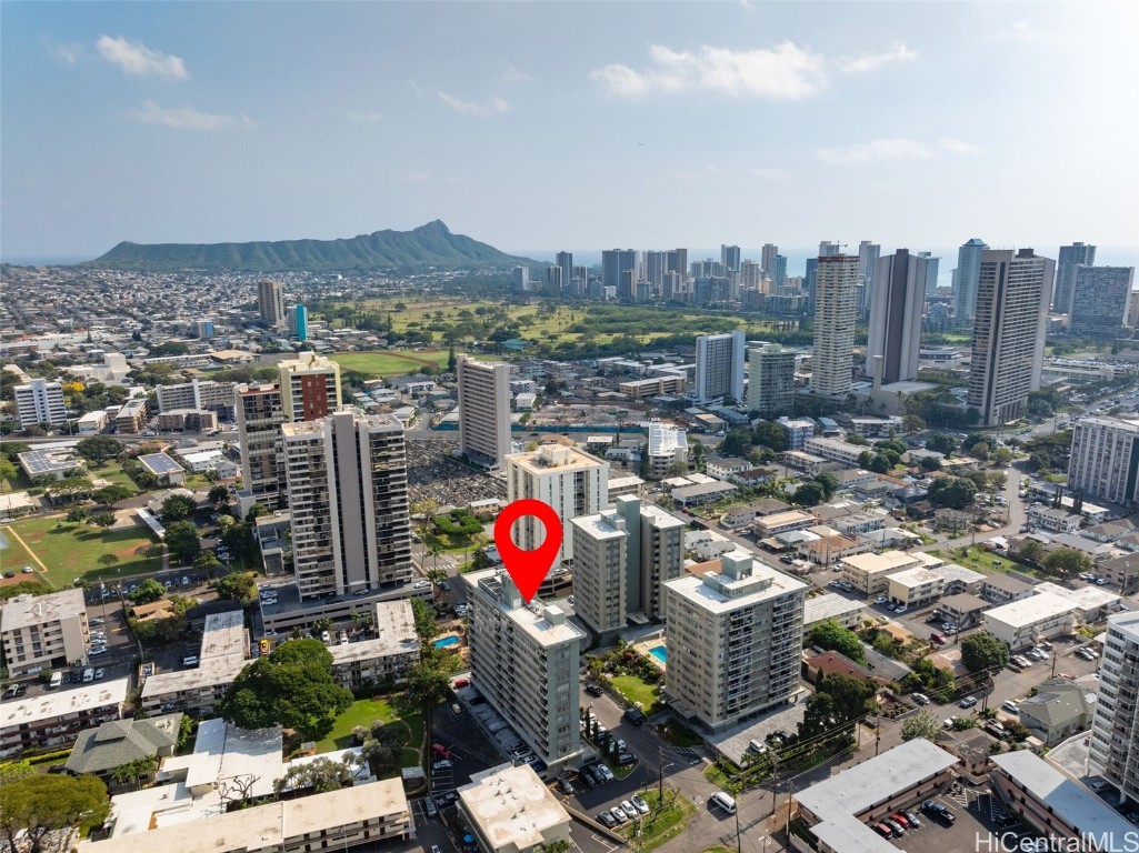 Hono Hale Towers Condominium